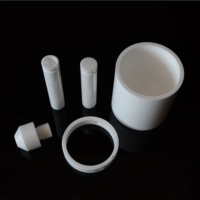 Тигель из нитрида бора и циркония для высоких температур