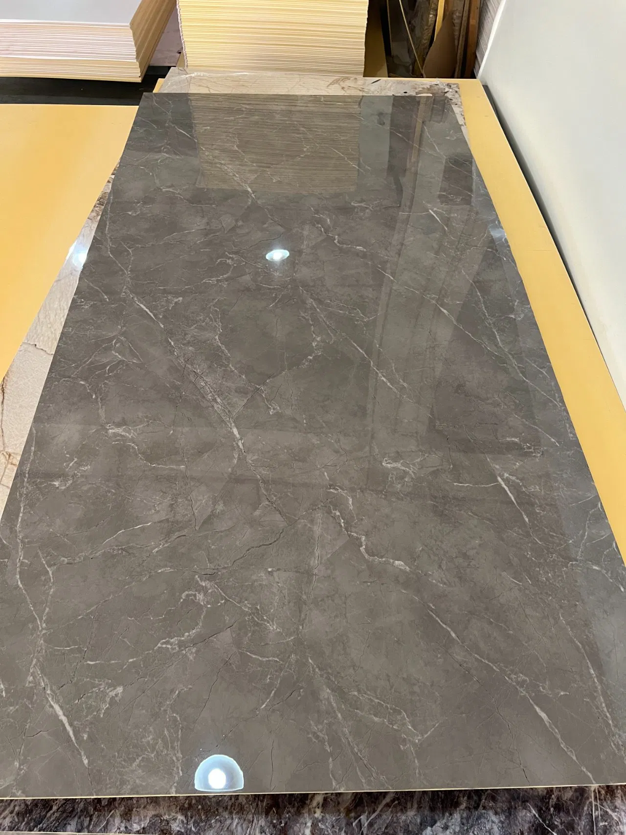 Decoration Material Wall Panel Wood Veneer Carbon Fiber Board