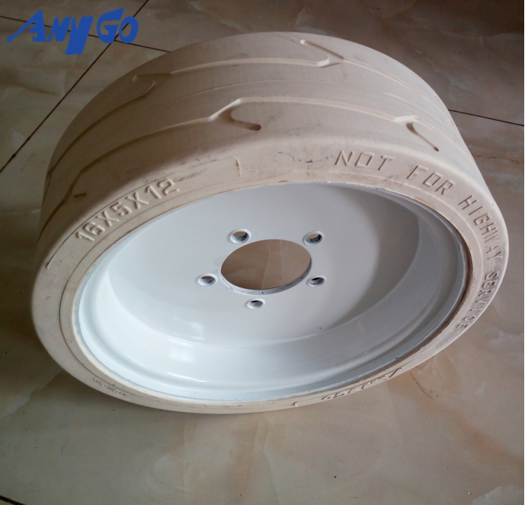 Шины цельнолитые 15x5, 16x5 для подъемников