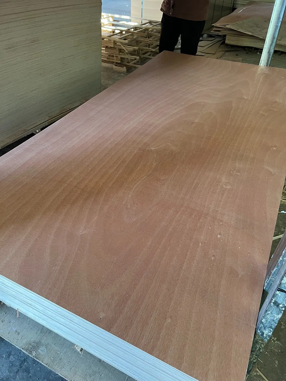 Cheap Price E0 E1 18mm Okoume Commercial Plywood