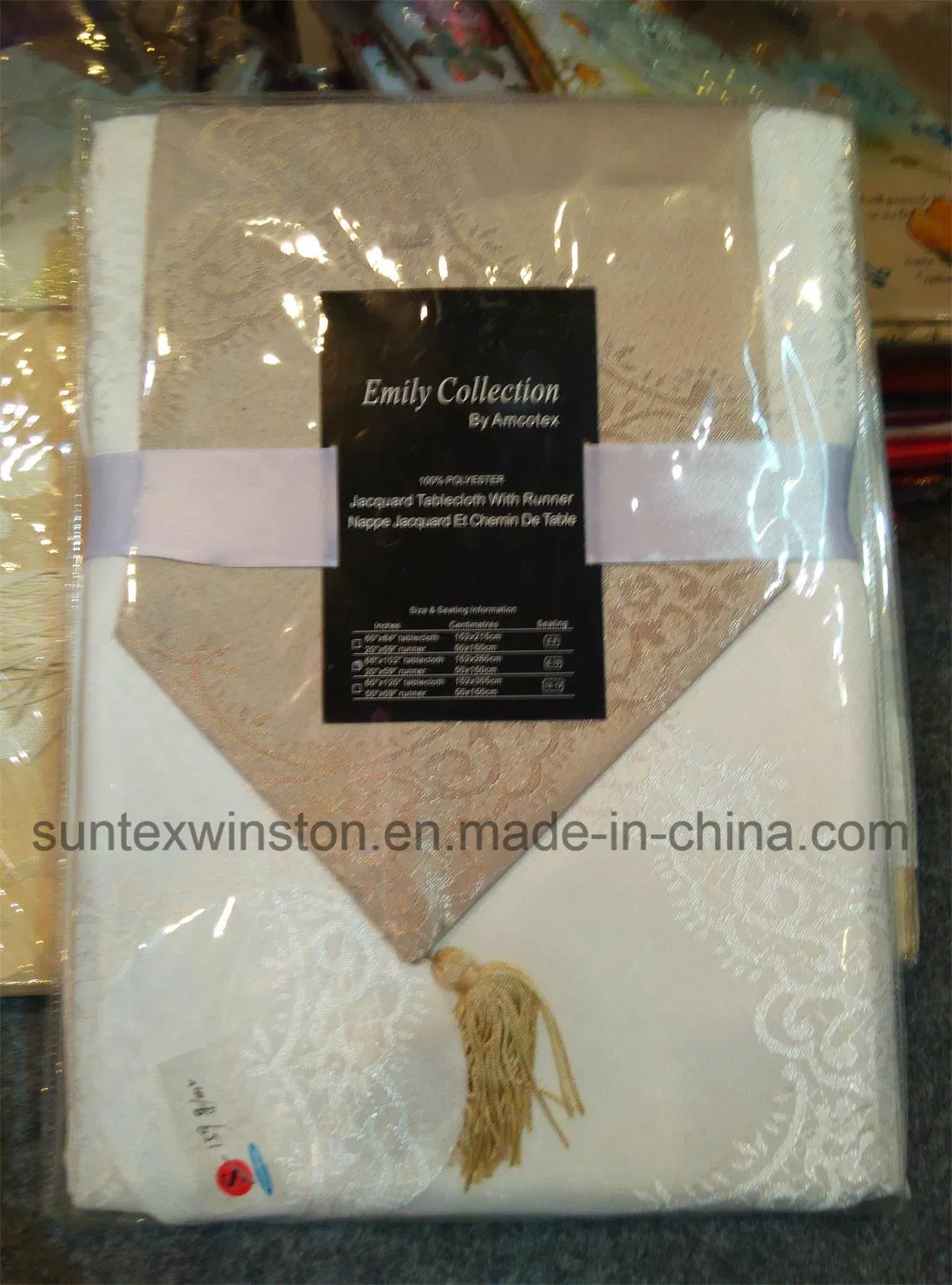100% Polyester Jacquard Table Cloth with Runner