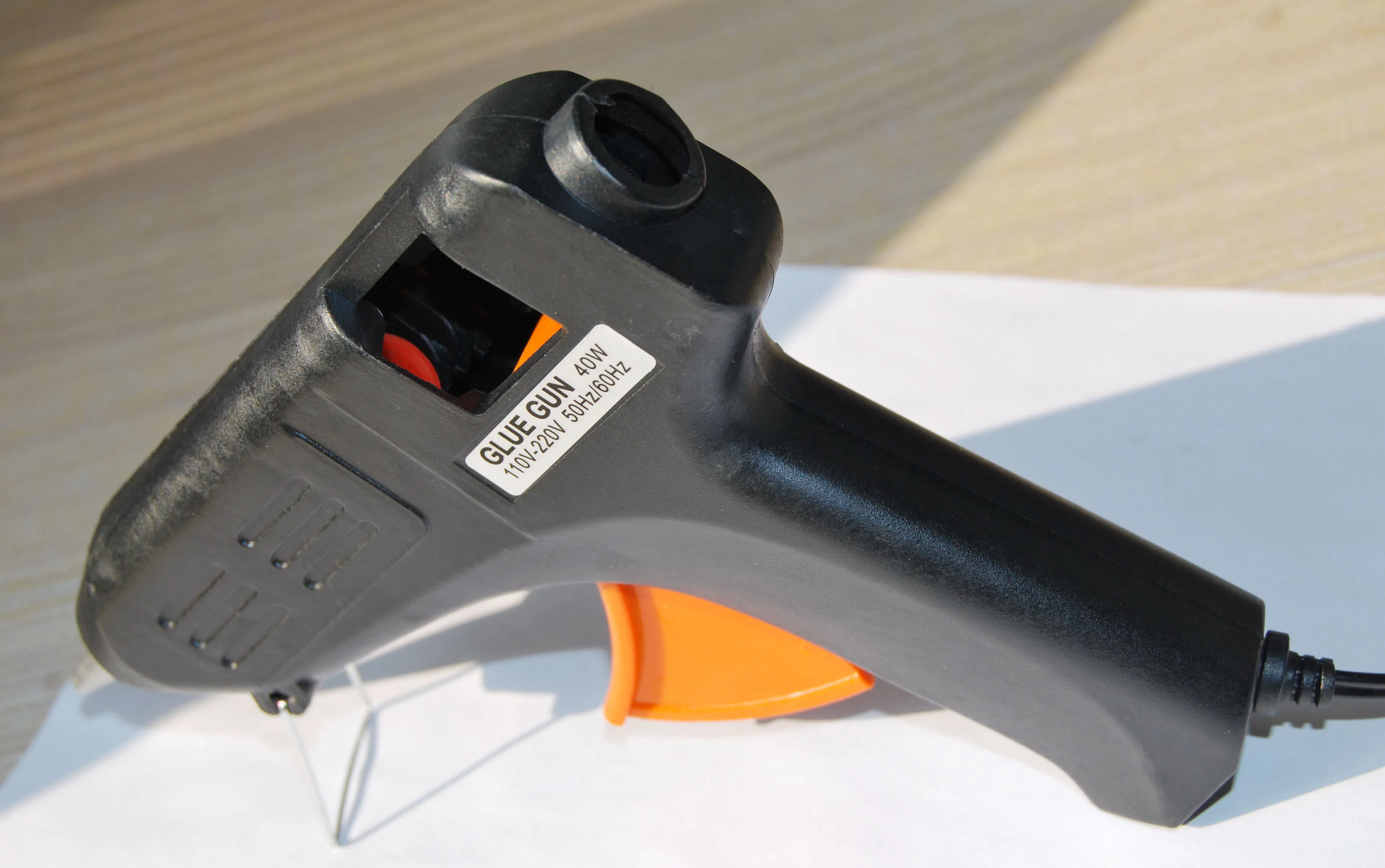 Electric Hot Melt Glue Gun 60W for Bonding