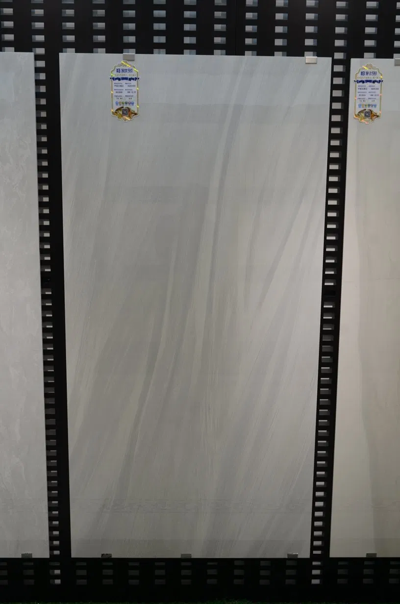 Interior 90X180cm Gray White Body Ceramic Tile