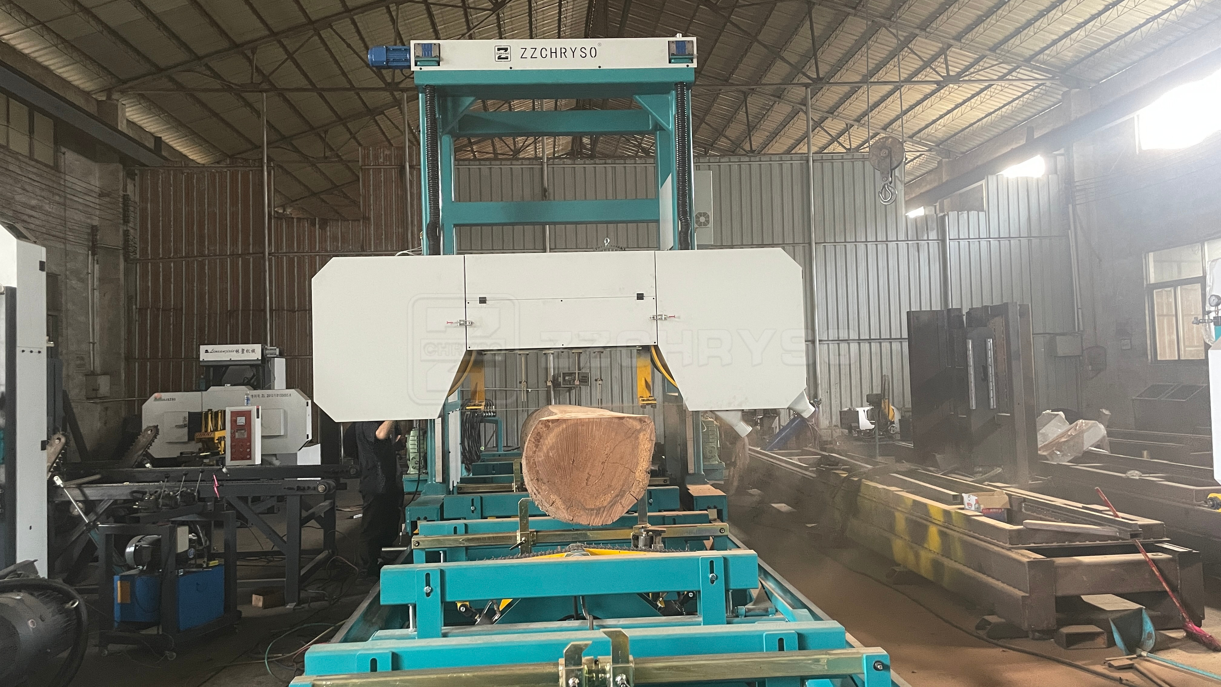 Пилорама ленточная портативная