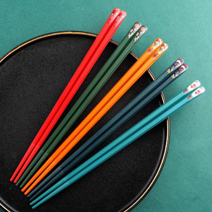 Alloy Chopsticks, Moisture-Proof Prickly Chopsticks with Pointed Tip, Cartoon Chopsticks