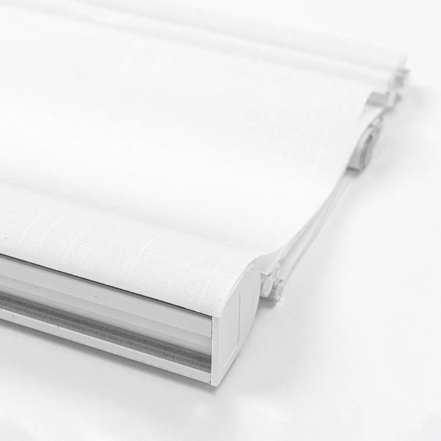 Sisheng Modern Style Manual Roman Shades Fabric Blinds for Skylight Horizontal Pattern Built-in Installation