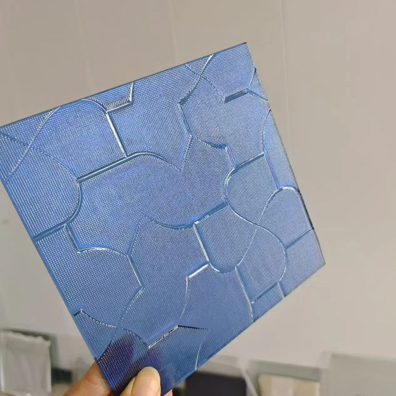 High-Quality 4mm 5mm 6mm Toughened Patterned Glass for Stair