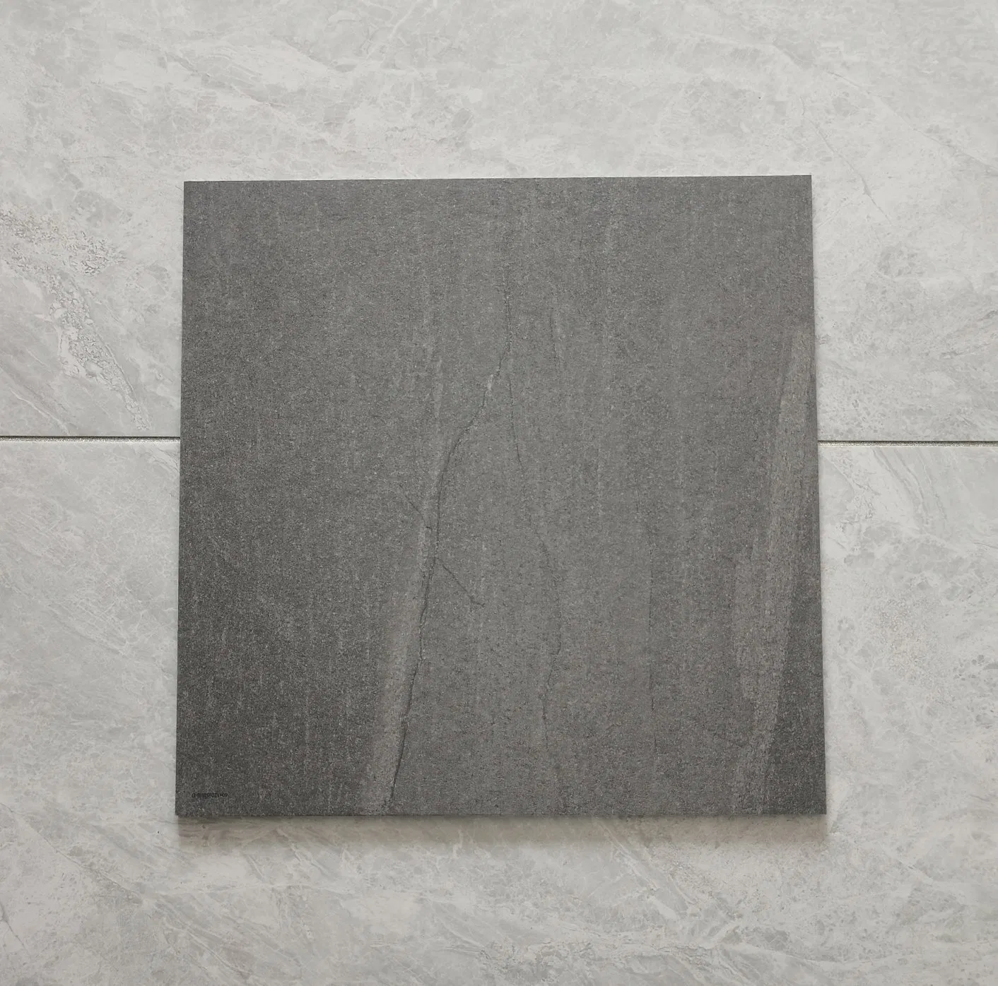 Керамогранит 600x600 антискользящий матовый серый