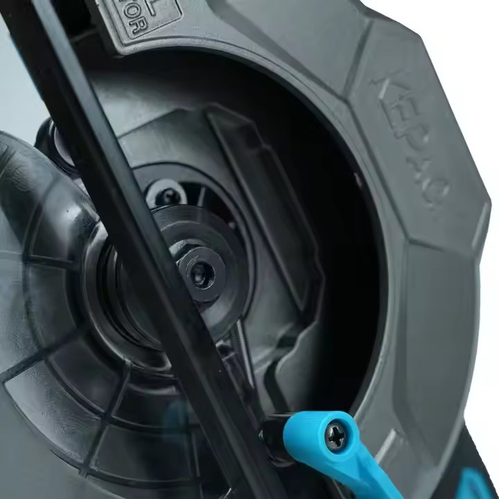 Аккумуляторная циркулярная пила 150мм с бесщеточным двигателем