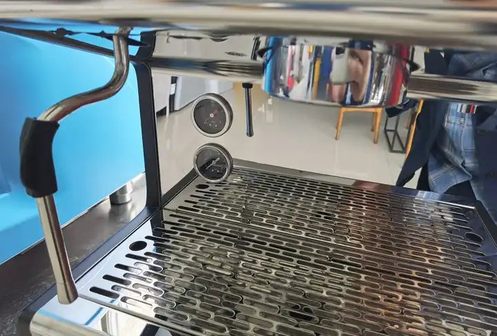 Professional Commercial Espresso Coffee Machine Cappuccino Coffee Maker with Imported Water Pump