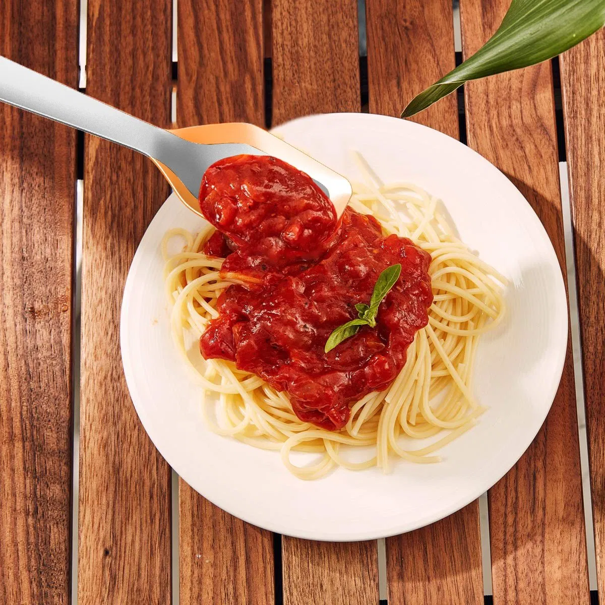 New Arrival High Quality Heat Resistant Space Saving 3 in 1 Long Handle Food Serving Tongs Kitchen Utensil Tongs