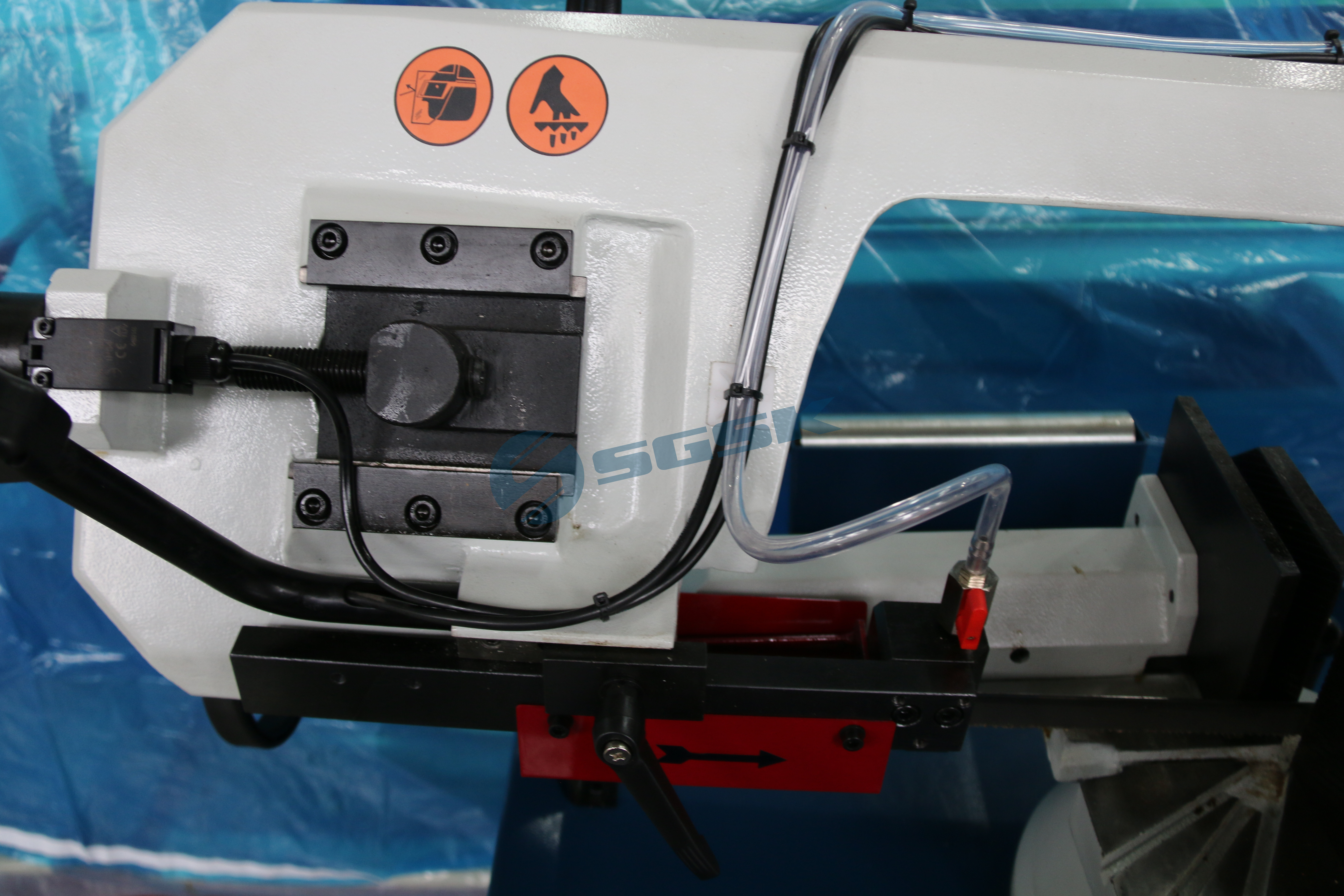 Станок ленточнопильный горизонтальный настольный по металлу BS-280G