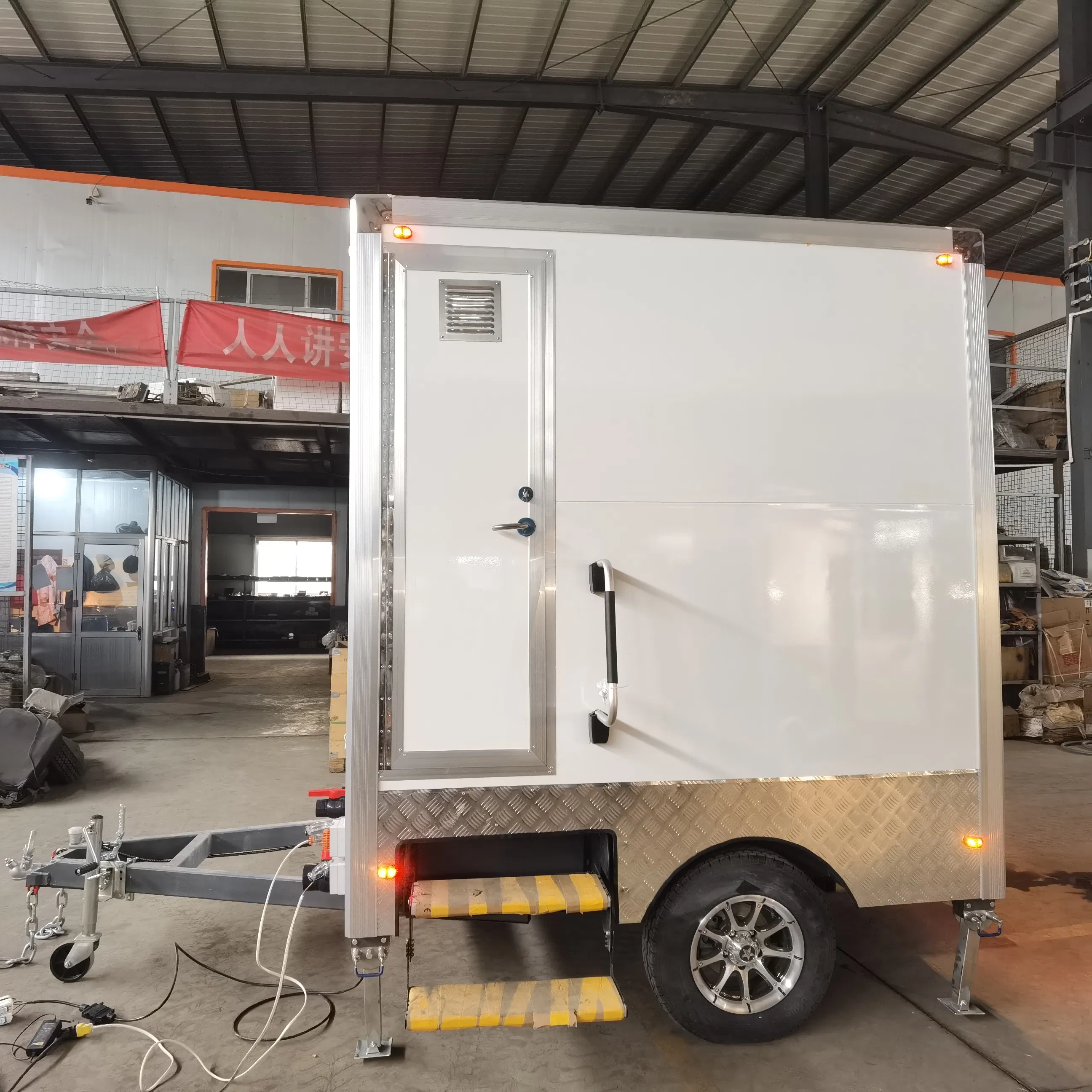 Customized Color Hall Mobile Toilet for Elegant Event Experiences