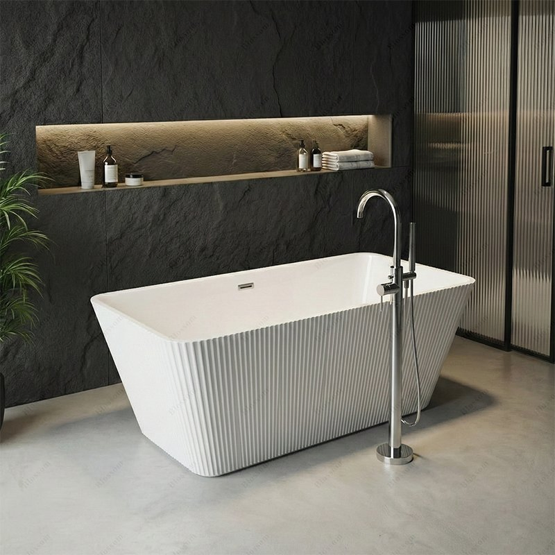 Modern Freestanding Soaking Bathtub White Acrylic Material