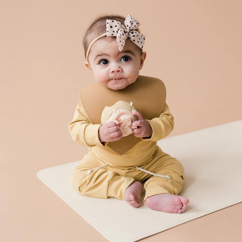 OEM China Wholesale PU Leather Baby Products Kids Care Baby Bibs