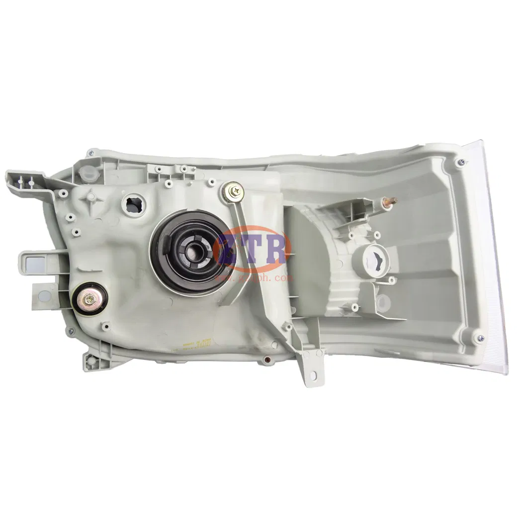 Фара головного света Toyota Hiace 2005 (81170-26800)