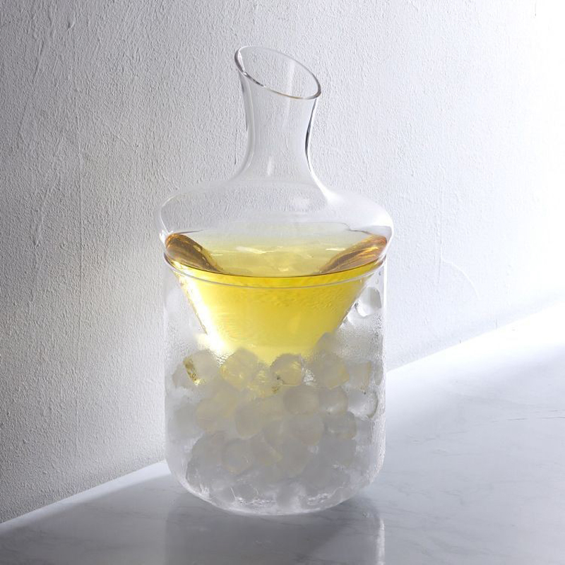 Separated Type Conical Tumbler Wine Decanter Chilled Glass Decanter with Ice Bucket