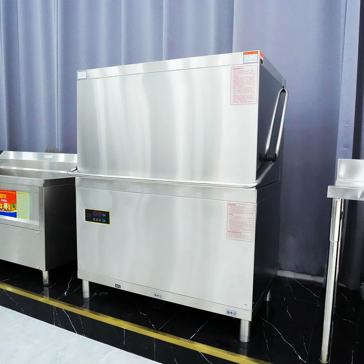Tyra Tyle Dishwasher 60 Baskets for One Hour Hotels and Restaurants Use