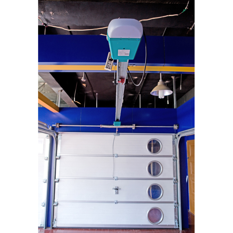 Ce Approved Steel PU Insulated Residential Automatic Overhead Sectional Roller Rolling Garage Door