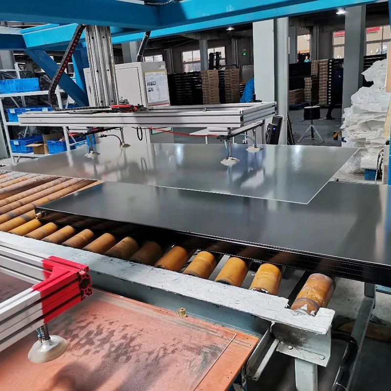 Pressure Flat Plate Solar Flat Panel Solar Collector with Black Titanium Coating