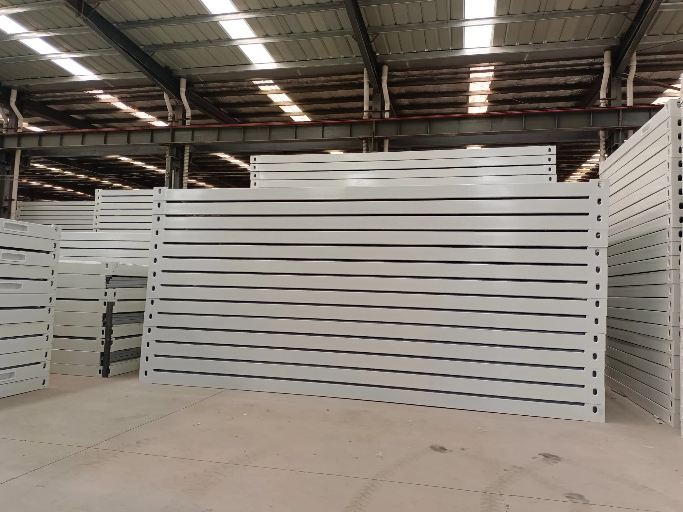 Mobil Flat Pack Prefabricated Modern Design Welding Shipping Container for Home Living/Office/Accomodation/Shop/Restaurant/Worker′ S Quart