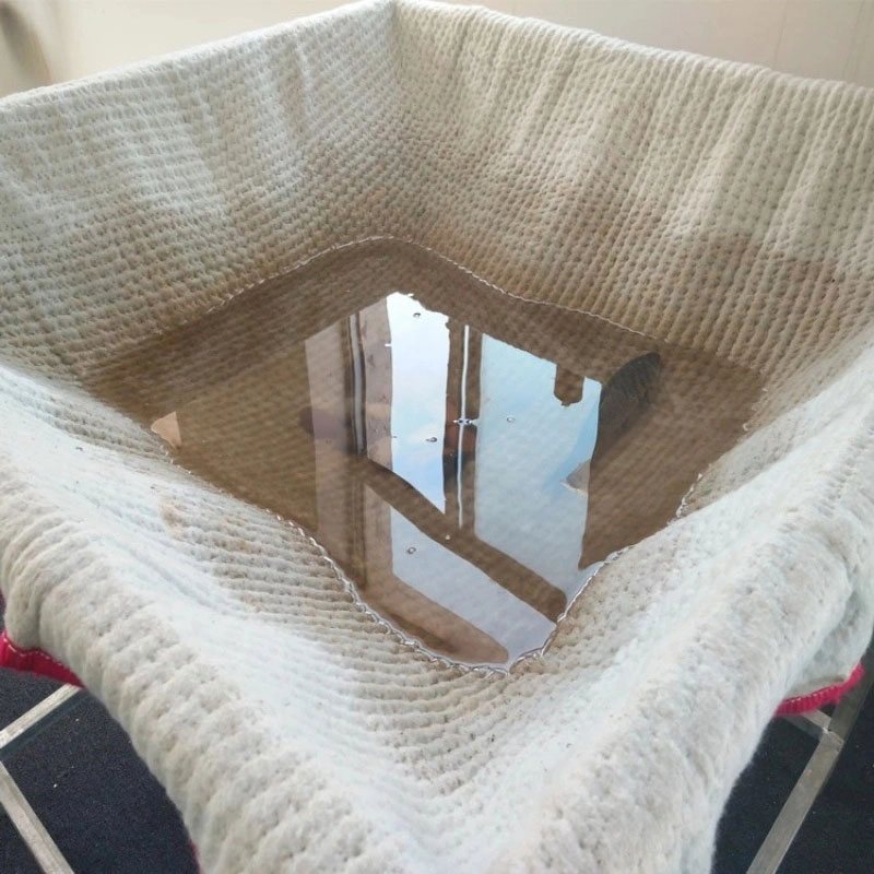 Bentonite Waterproof Blanket Factory Price Geosynthetic Clay Liner for Underground Engineering Construction