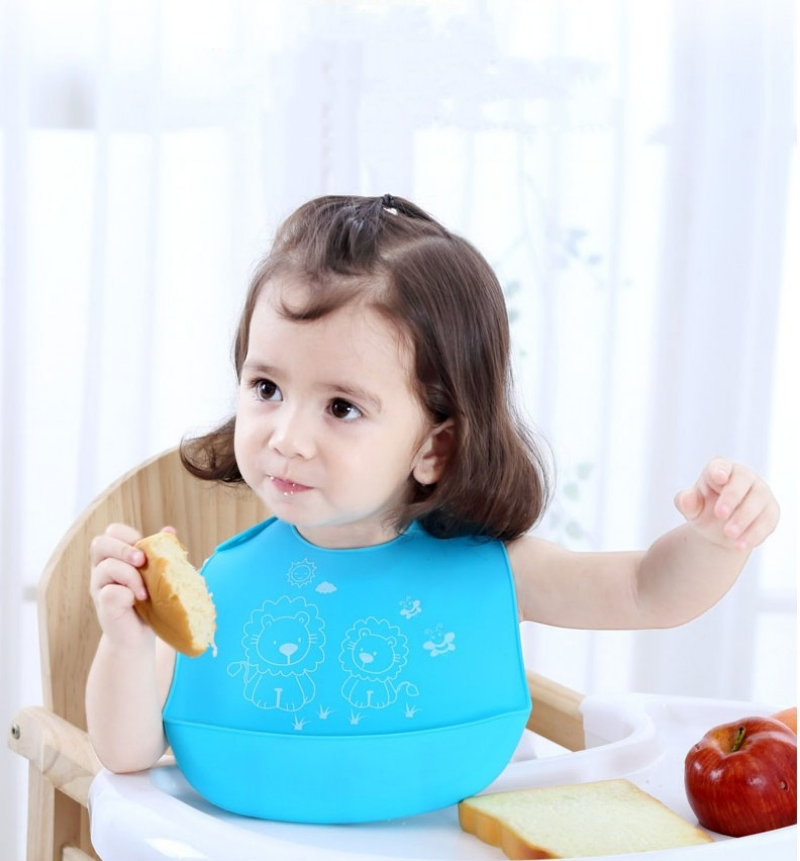 Food Grade Adjustable Easy Cleaning Baby Silicone Bib with Customized Printing