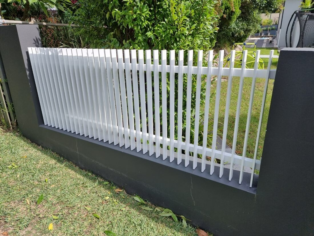 Wholesale Price Aluminum Fence Vertical Steel Picket Aluminum Fences