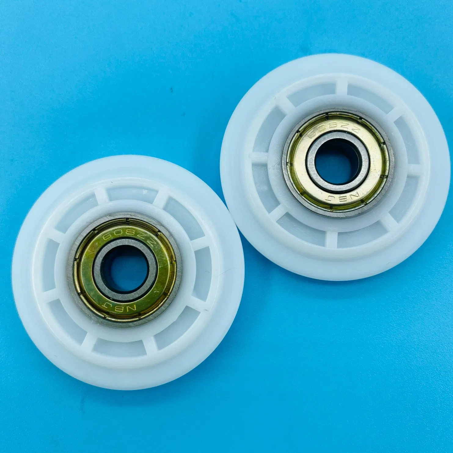 Well Received and Easy to Load 8*45*7 608zz White Plastic Bearing