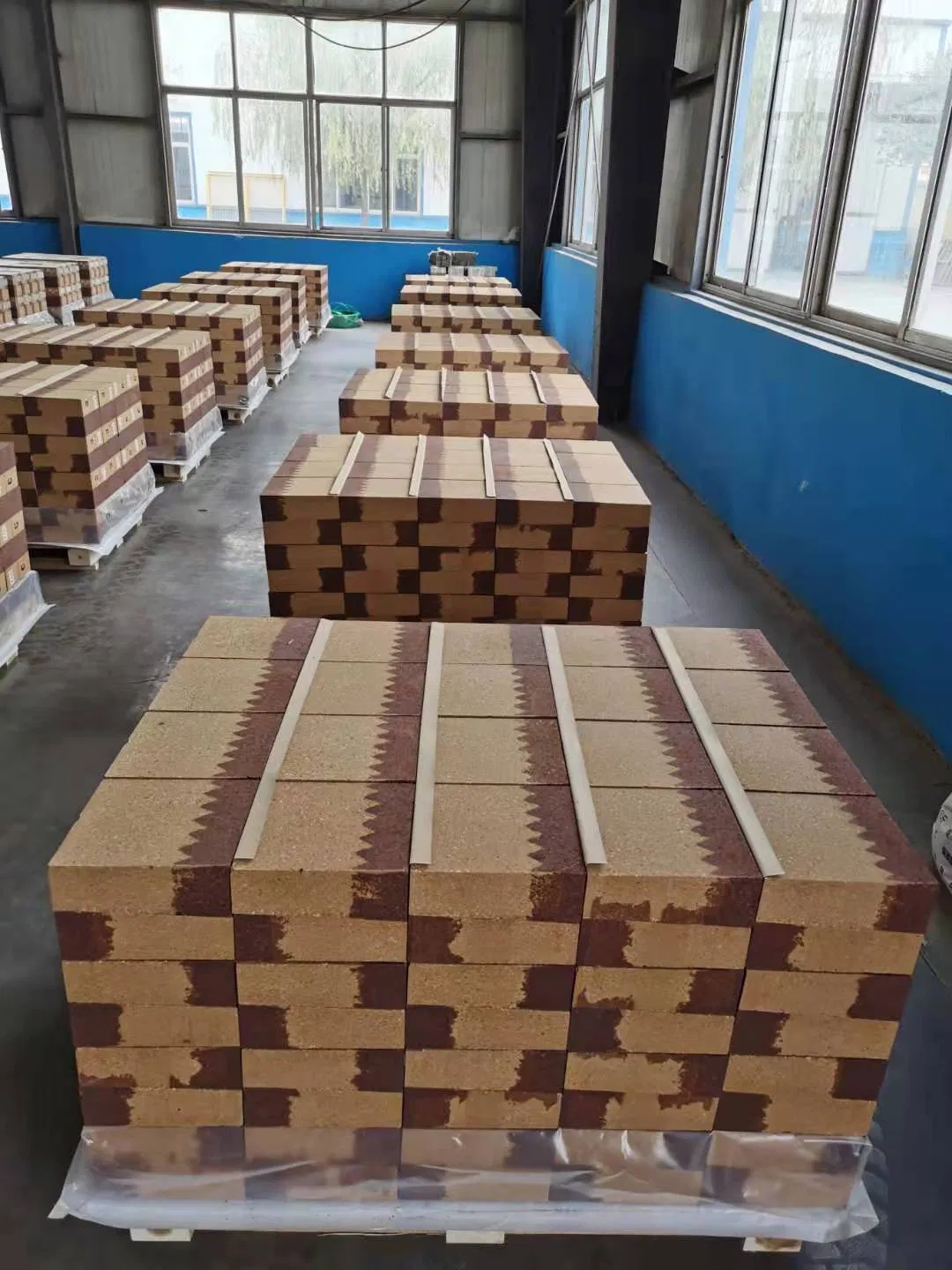 Магнезитошпинельный кирпич MLJ85FH для вращающихся печей