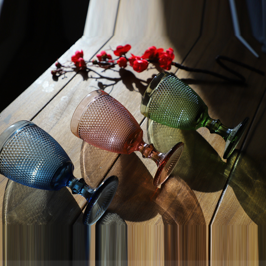 Elegant Wholesale Colored Crystal Wine Glasses for Weddings