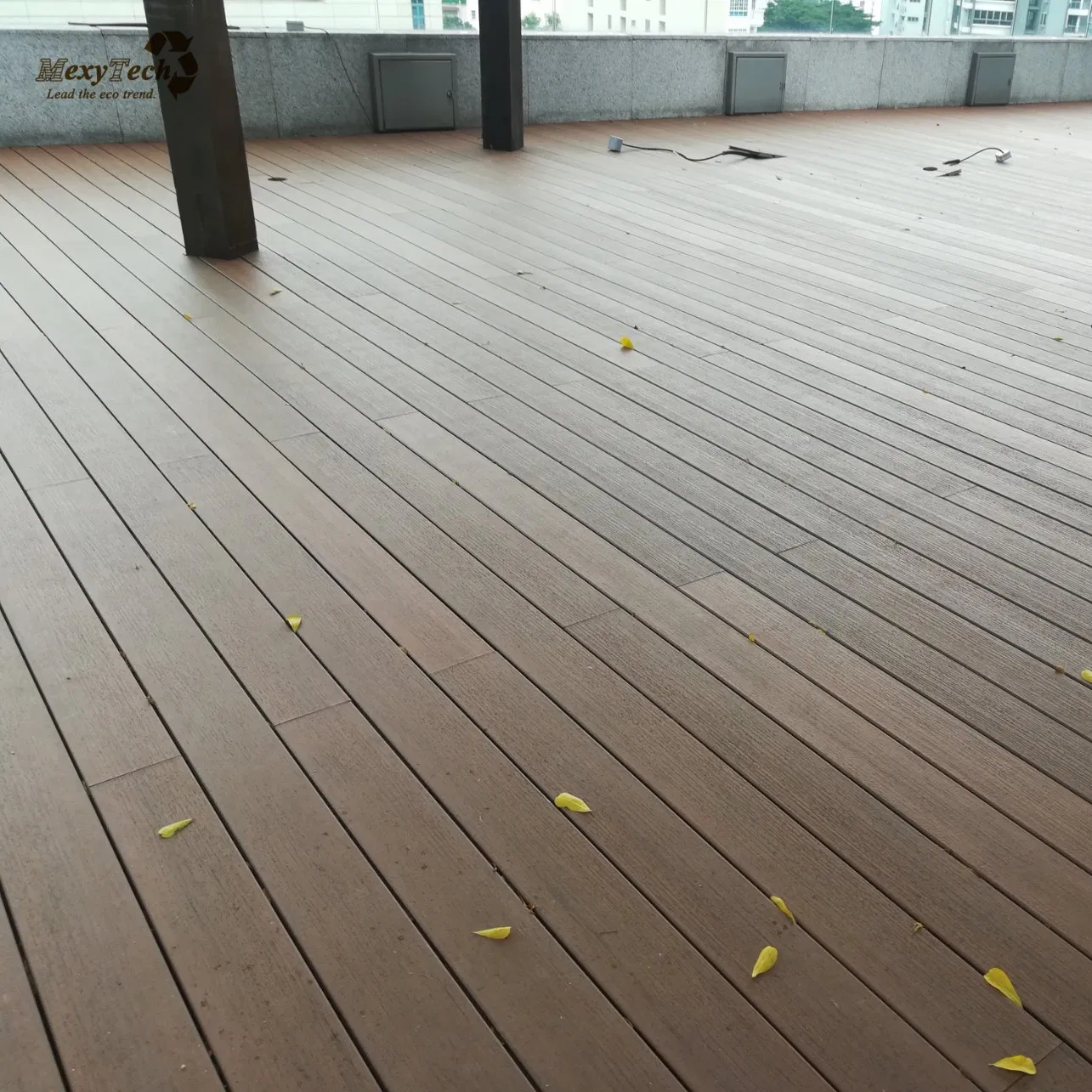 WPC Decorative Wood Plastic Composite Decking for Balcony and Garden Eco-Friendly