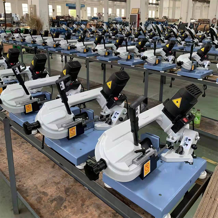 Станок ленточнопильный горизонтальный по металлу BS-280G