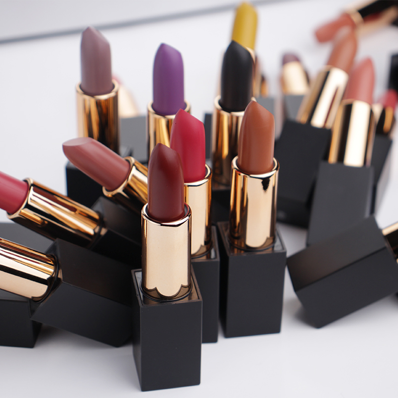 Black Gold Magnetic Tube Packaging Private Label Vegan Matte Nude Lipstick
