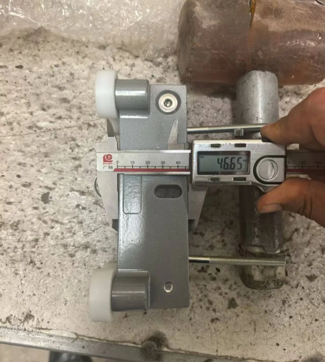 Zipper Door Guide & Anti-Derail Wheel