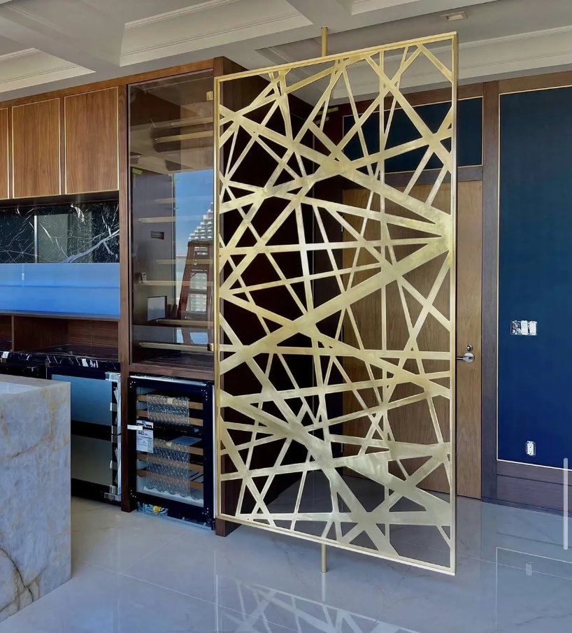 Custom Design Aluminum Metal Wall Fence for Residential House