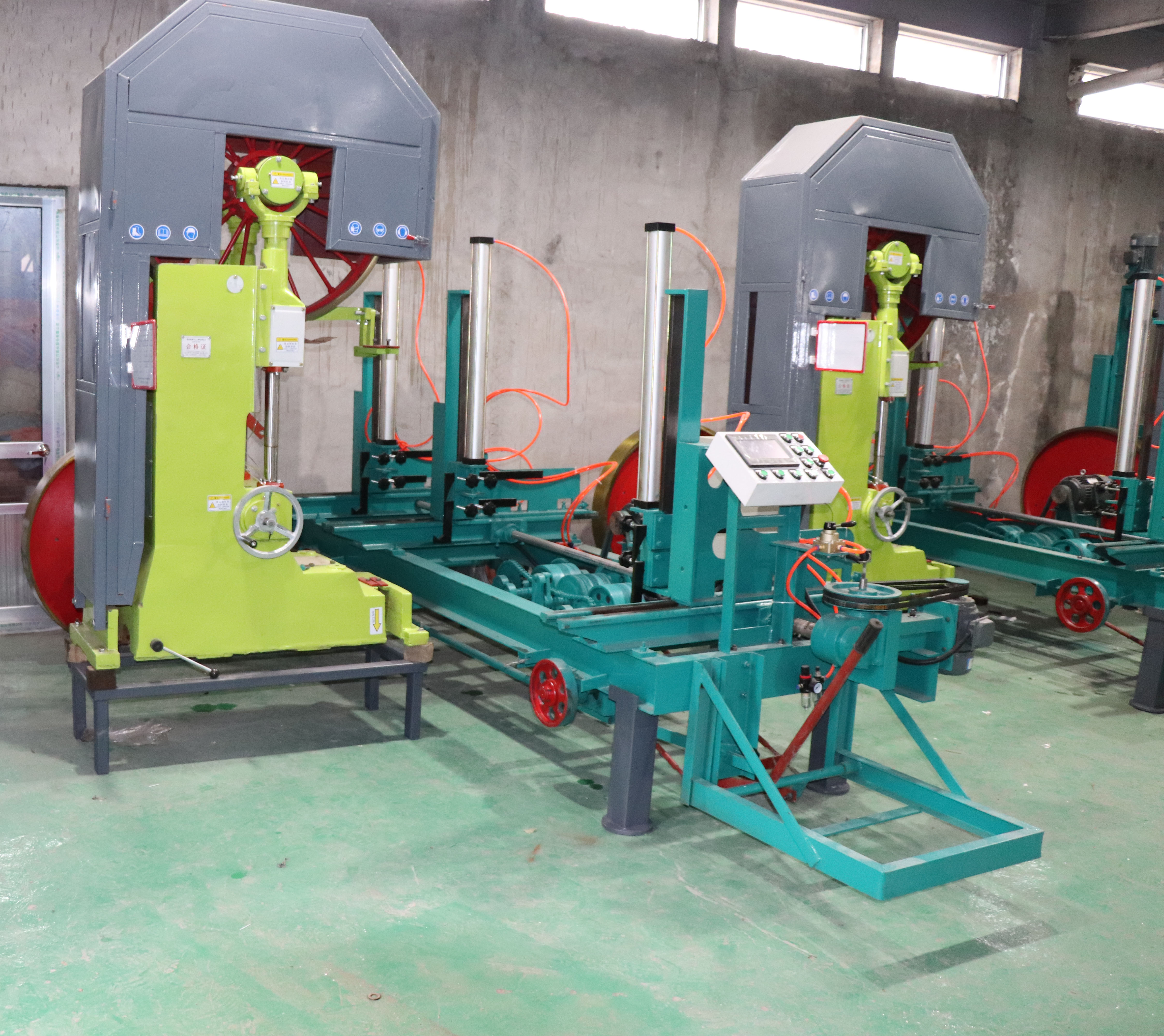 Станок ленточнопильный вертикальный