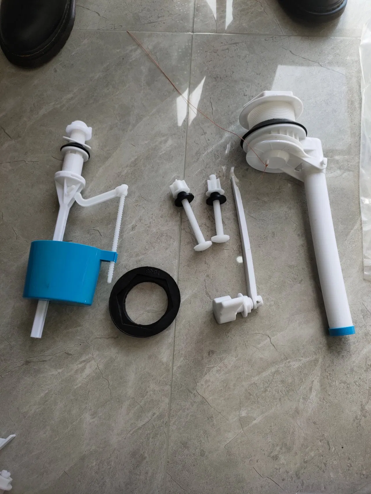 Low Down Fittings for Toilet Bowl