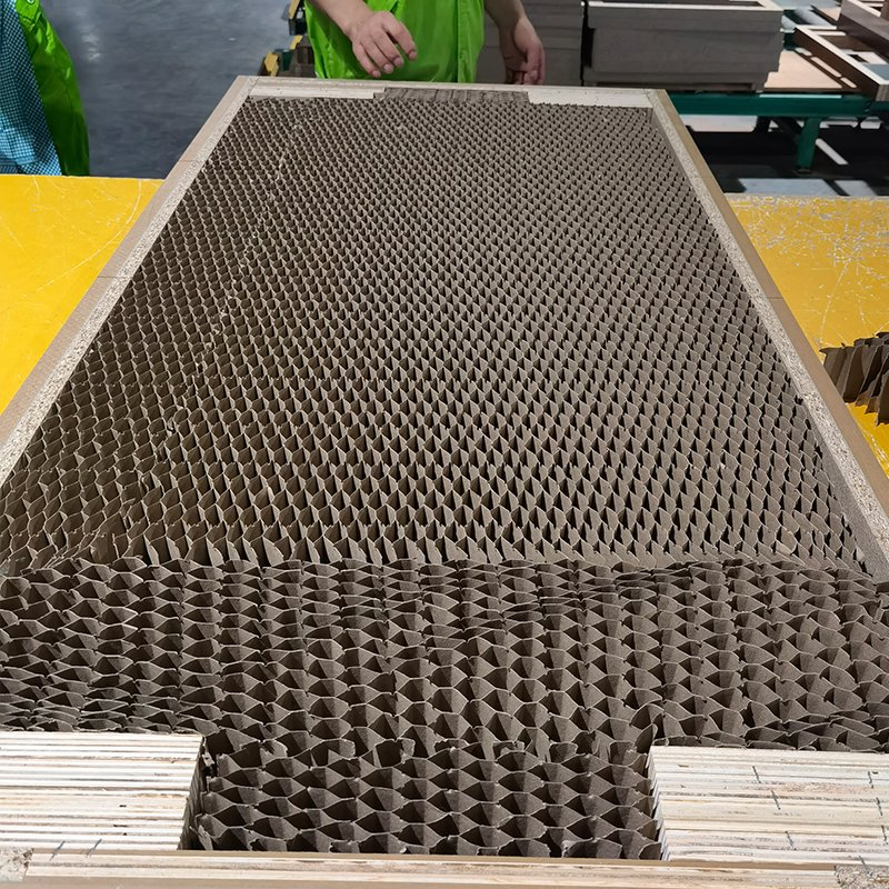 The Door Is Filled with Honeycomb Paper Core, Which Is Used to Fill The Door