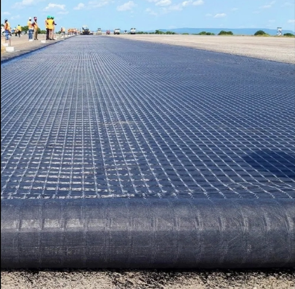 Composite Plastic Geogrid Fiberglass Grid PP Biaxial Geogrid Compound with Nonwoven Geotextile for Roadbed Geogrids