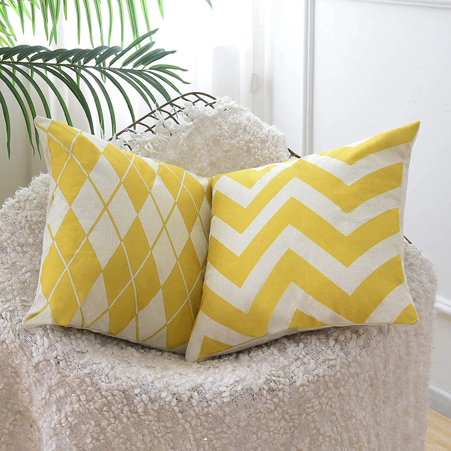 Geometric Abstract Triangle Strip Modern Pillow Cushion Cover