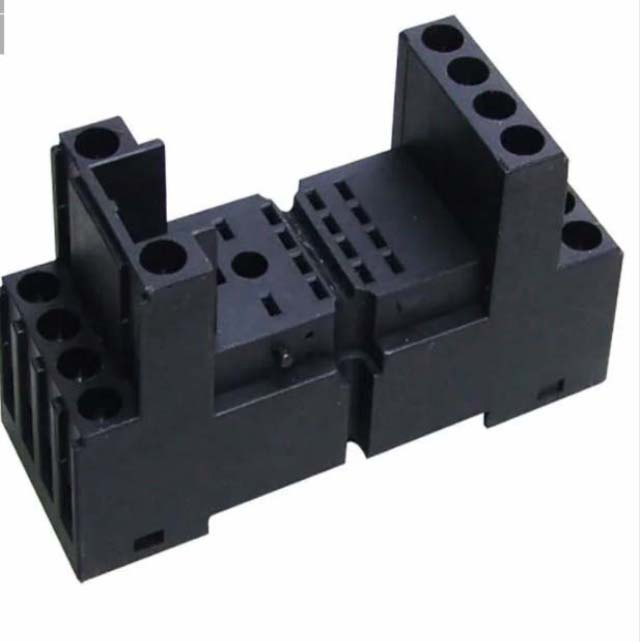 Plastic CNC Machining Part Crate 76x60x5mm