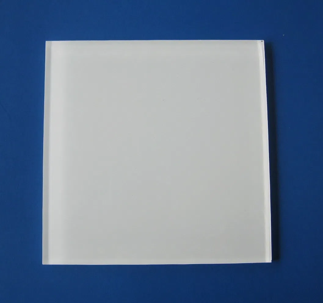 China 3mm-6mm Thickness Ultra Clear White Painted Glass for Interior Decoration