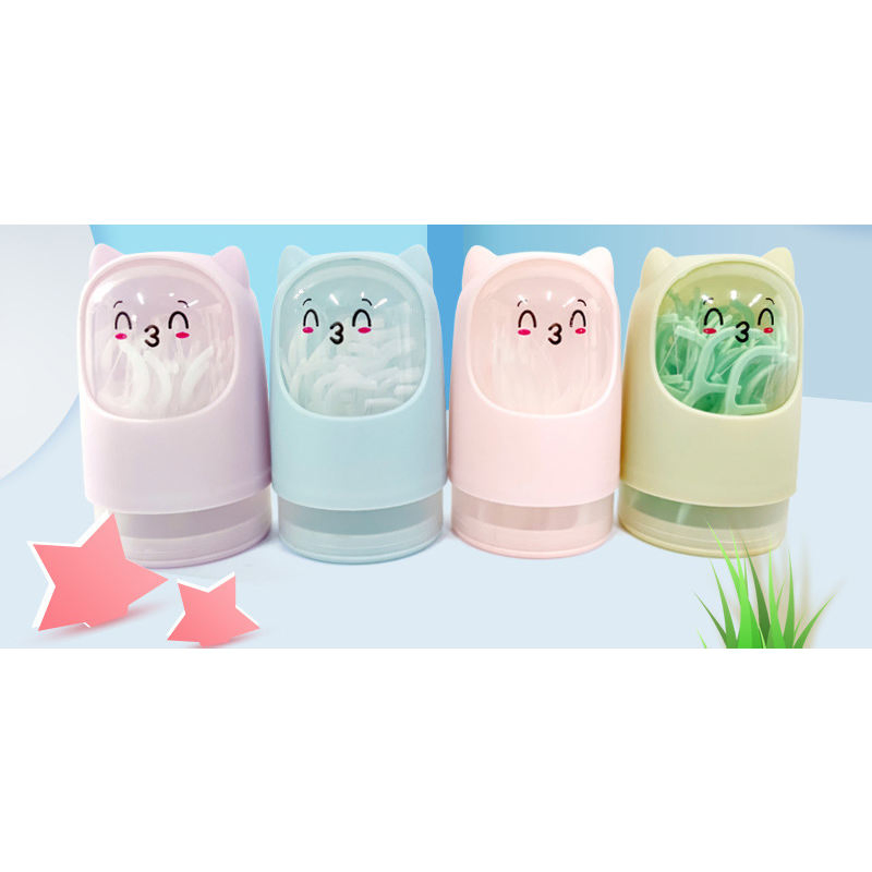 Cartoon Bear-Shaped Rotating Dental Floss Box Containing 50 Pieces of Dental Floss.