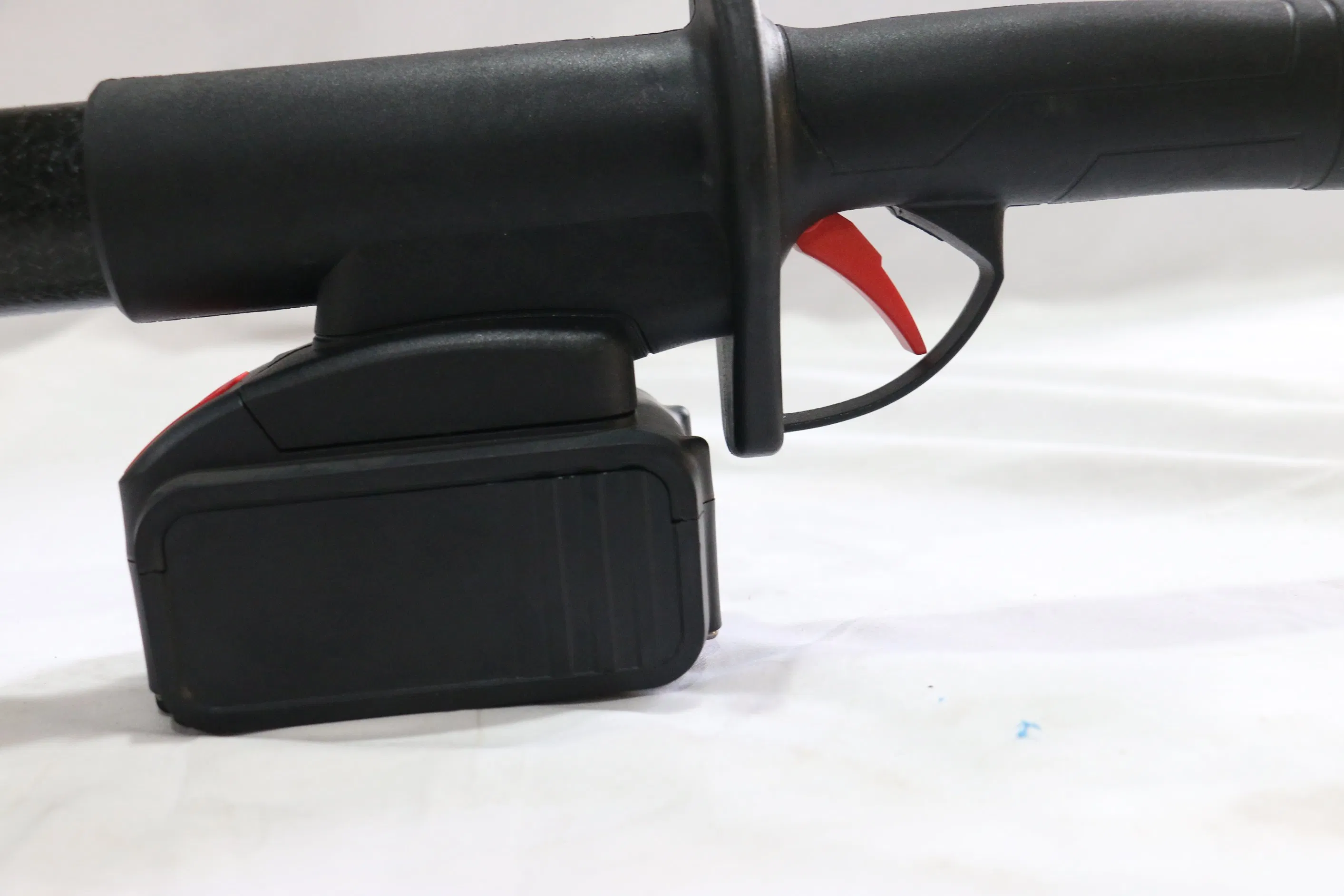 Jusen 3.5m Cordless Electric Scissor Pruner Electric Shears Poles Rechargeable with Batteries