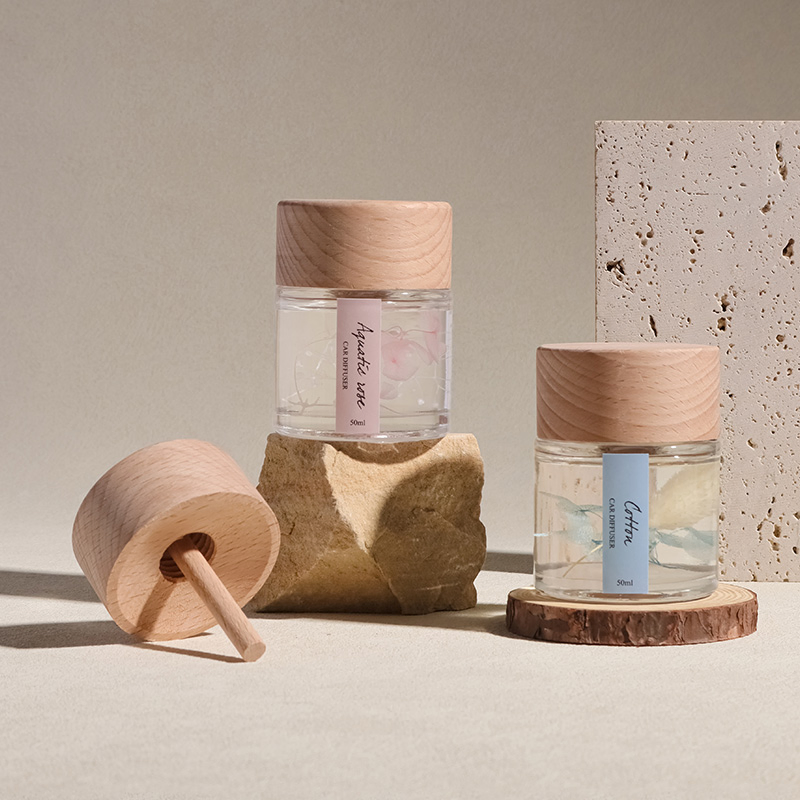 Wooden Cap Botanical Dashboard Air Freshener Car Diffuser