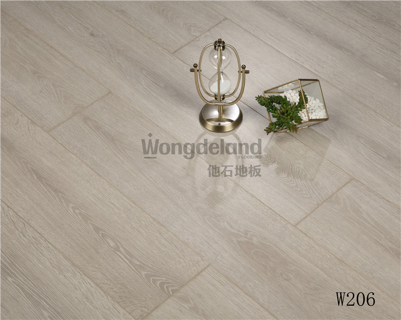 Design China Timber Wood Plastic Click HDF Laminate Flooring