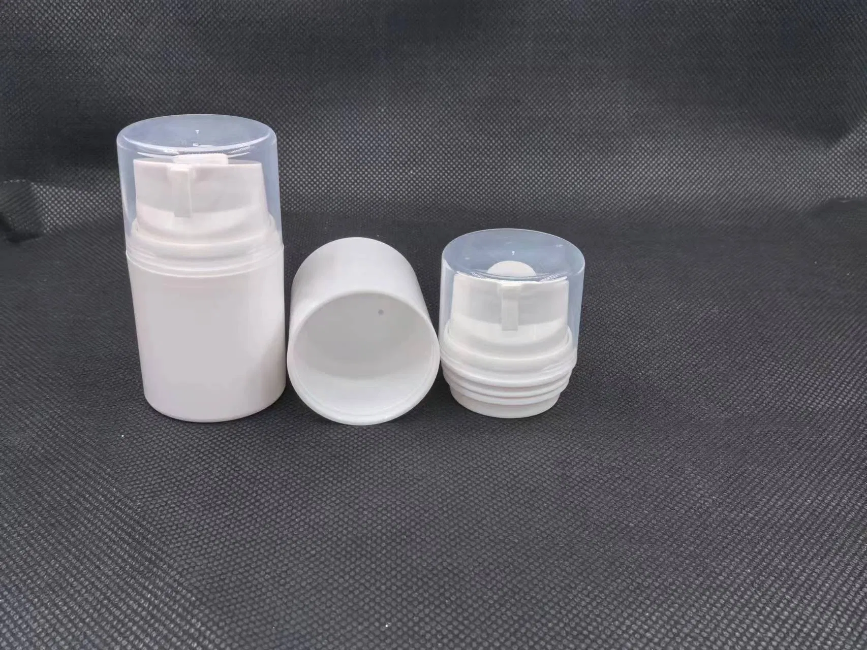 Factory Direct Sales of Plastic Products, PP Vacuum Bottle