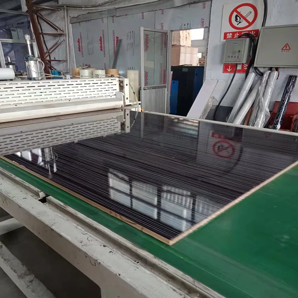 E0 E1 3mm Medium Density Fiberboard High Gloss UV / HDF / HPL Melamine Laminated Particle Board Raw Plain MDF for Interior Decoration