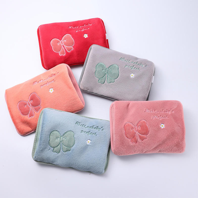 Hot Selling Intelligent Temperature Electricity Double Plug Hand Warmer Rechargeable Water Bag